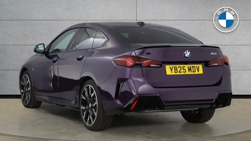 Usado BMW 220 M Sport 168 CV (123 kW) 2025 Púrpura Coupe