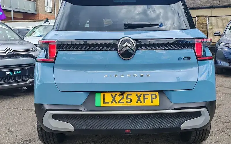 Used Citroën e-C3 Aircross 83 kW (113 HP) 2025 Blue SUV