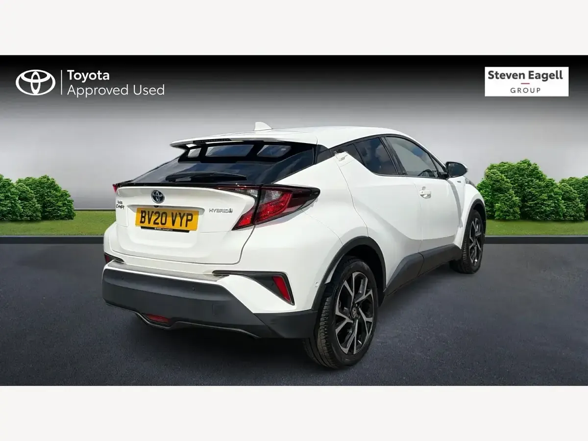 Used Toyota C-HR Design 122 HP (89 kW) 2020 White SUV