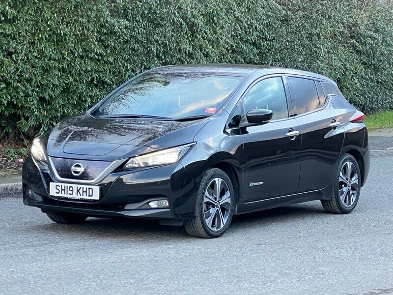 Black Used 2019 Nissan Leaf Tekna Hatchback | £6,450 - Image 1/4
