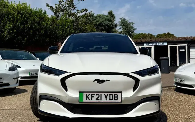 Used Ford Mustang Mach-E Extended Range 258 kW (351 HP) 2021 White SUV