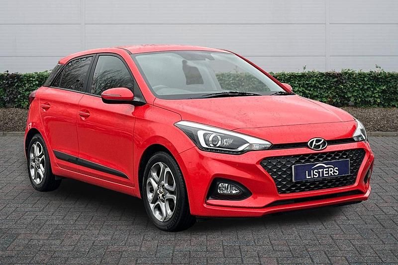 Used Hyundai i20 Premium 2018 Red Hatchback