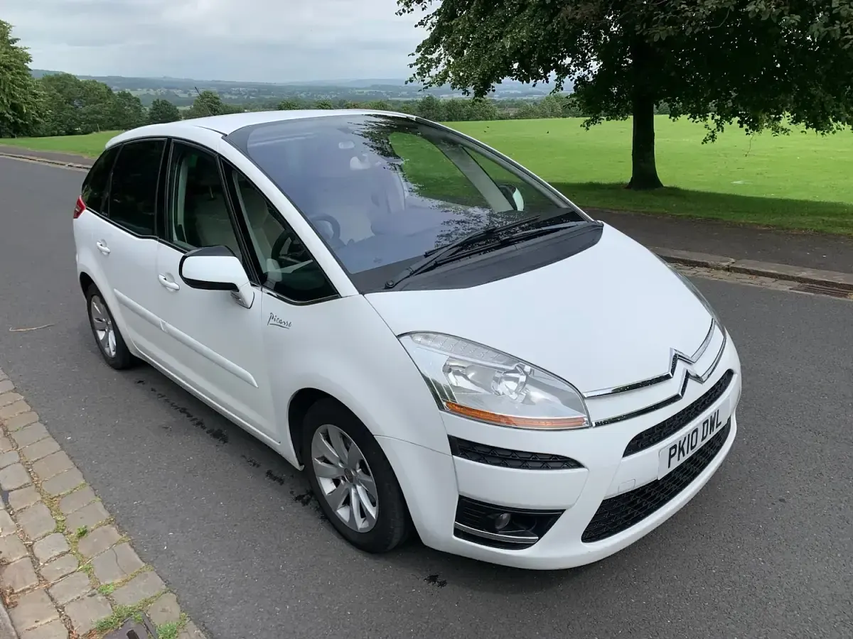 Used Citroën C4 Picasso Exclusive 2010 White MPV