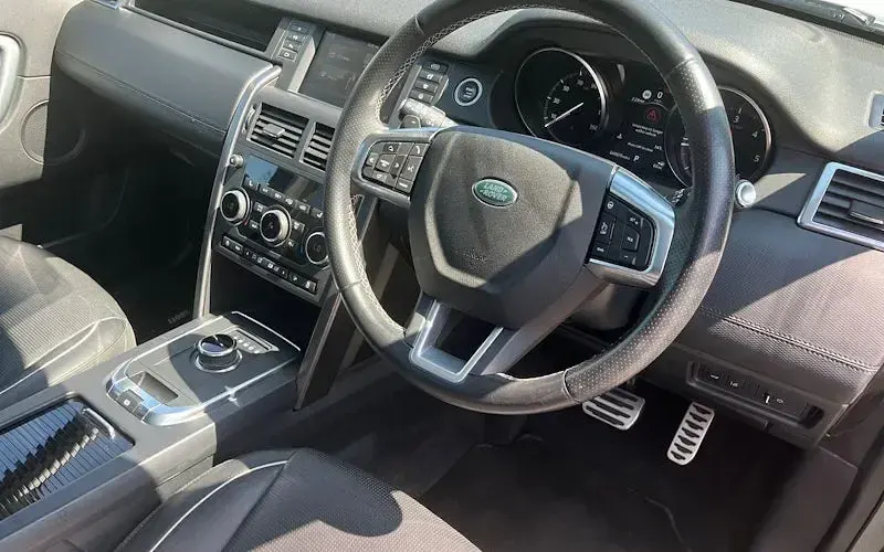 Used Land Rover Discovery Sport HSE Dynamic 241 HP (177 kW) 2018 Grey SUV
