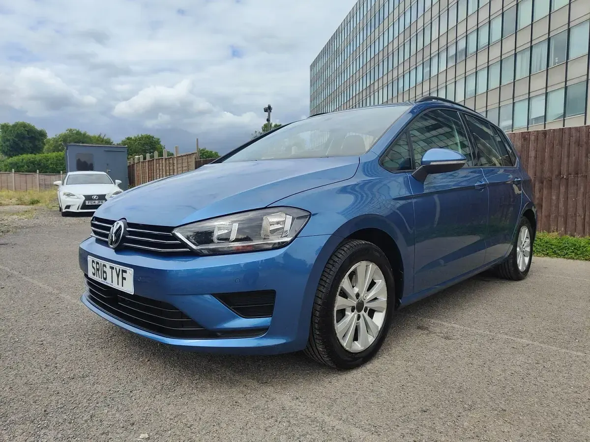 Used VW Golf Sportsvan SE 125 HP (91 kW) 2016 Blue MPV