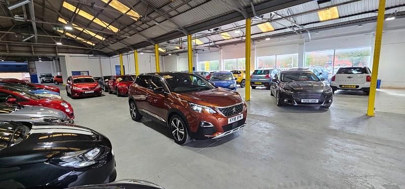 Bronze Used 2018 Peugeot 3008 GT-line Hatchback | £10,000 (Good price) - Image 1/4
