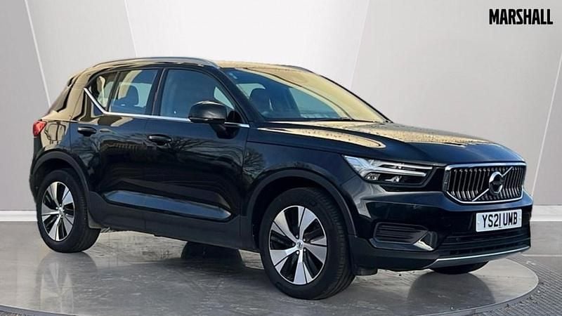 Black Used 2021 Volvo XC40 Inscription SUV | £20,154 (Good price) - Image 1/4
