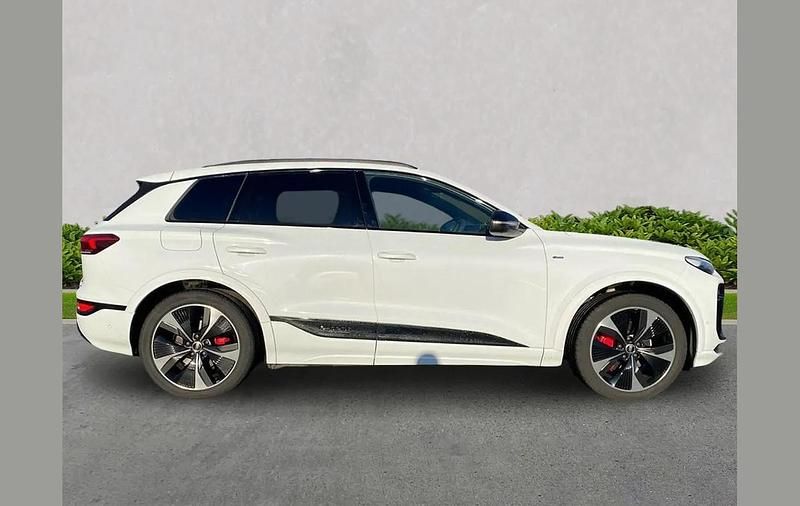 Used Audi Q6 e-tron Performance 225 kW (306 HP) 2025 White SUV