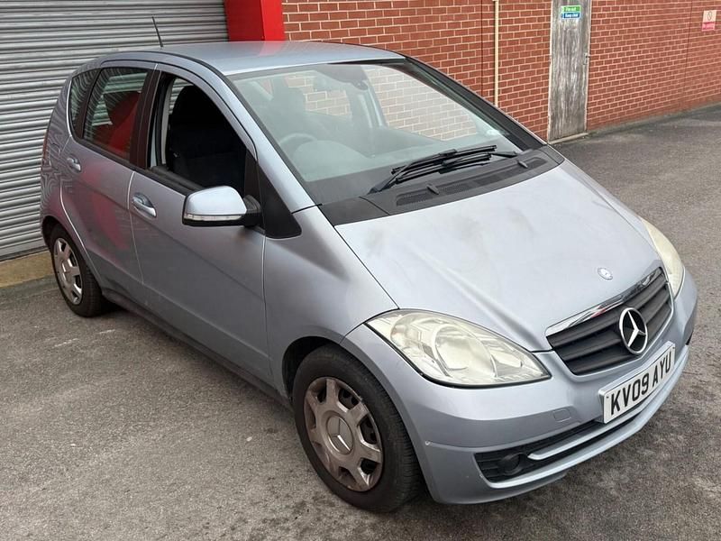 Used Mercedes A160 Classic 2009 Blue Hatchback