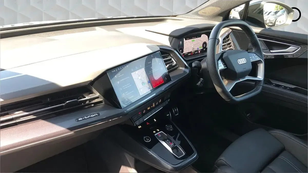 Used Audi Q4 e-tron Black Edition 210 kW (286 HP) 2025 Grey SUV
