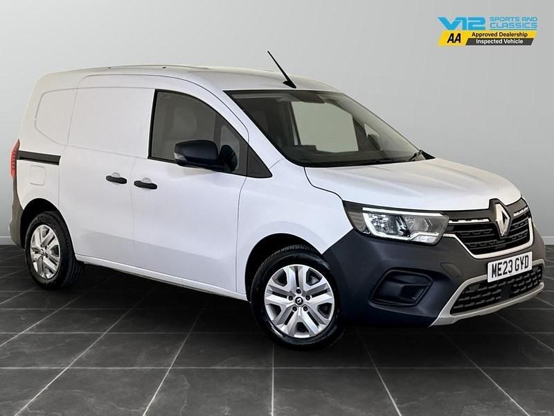White Used 2023 Renault Kangoo MPV | £11,995 (Fair price) - Image 1/2