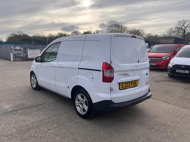 Used Ford Transit Limited 100 HP (73 kW) 2022 White Van