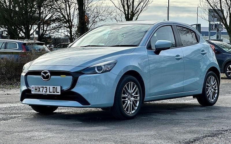 Used Mazda 2 Exclusive-Line 90 HP (66 kW) 2023 Blue Hatchback
