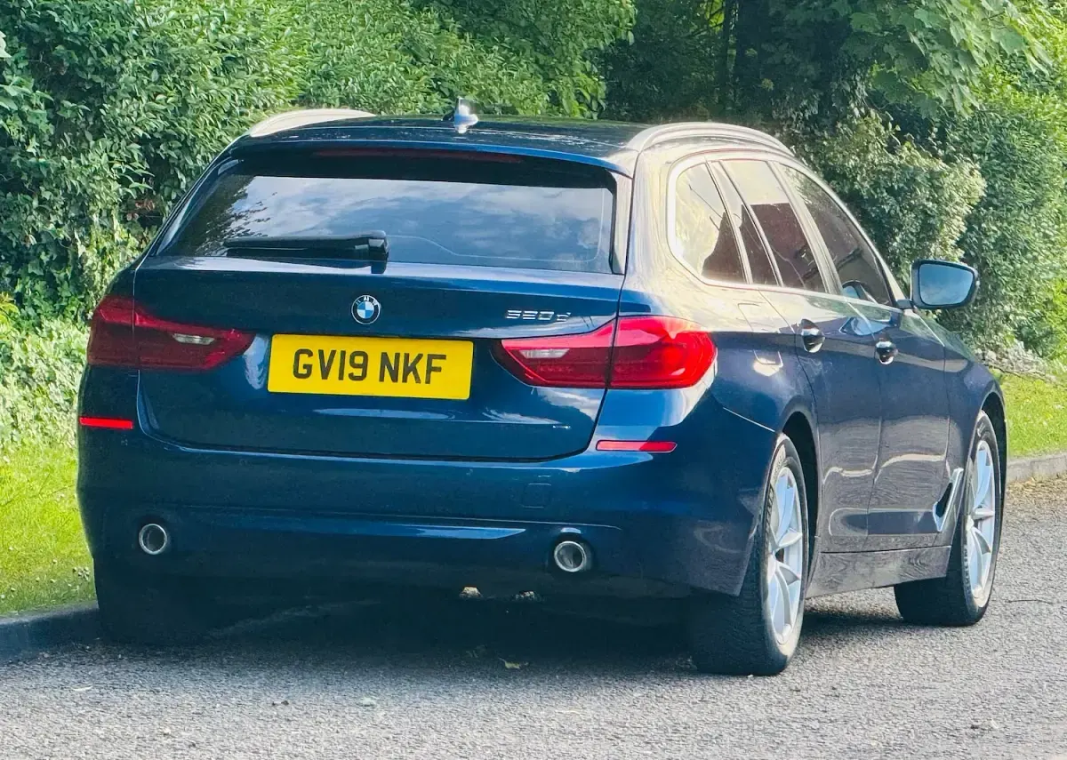 Used BMW 520 Comfort Edition 2019 Blue Estate