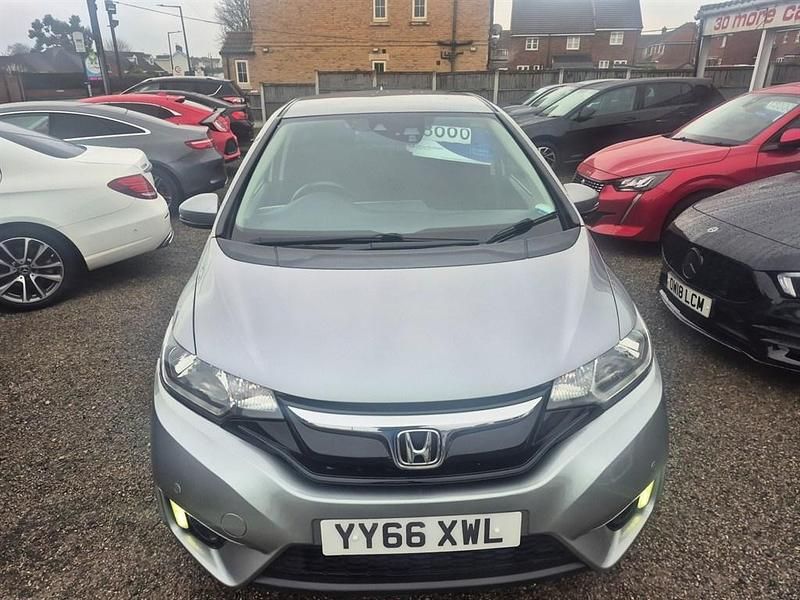 Used Honda Jazz EX 102 HP (75 kW) 2016 Silver Hatchback