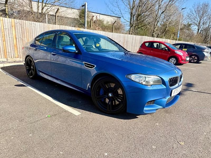 Used BMW M5 M Sport 560 HP (411 kW) 2016 Blue Sedan