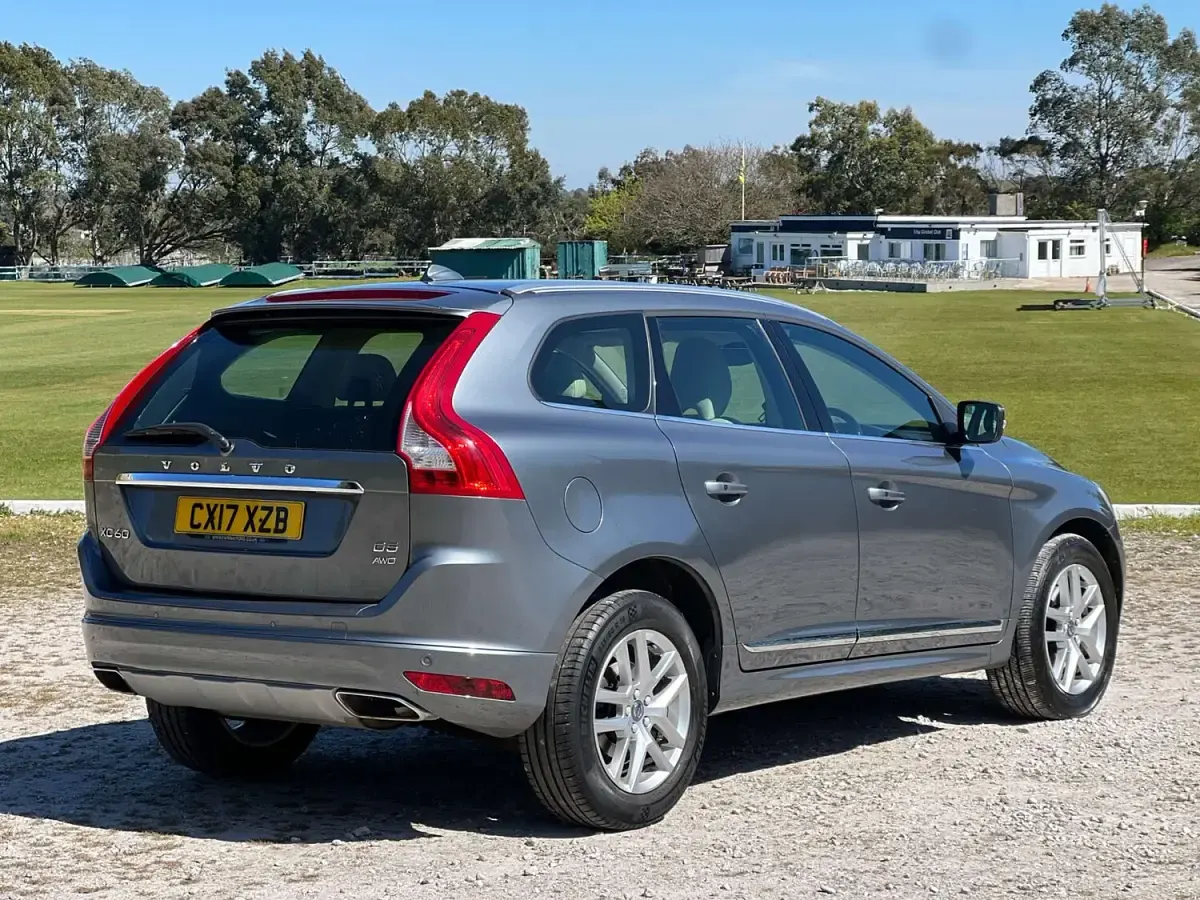 Used Volvo XC60 SE Lux 2017 Grey SUV
