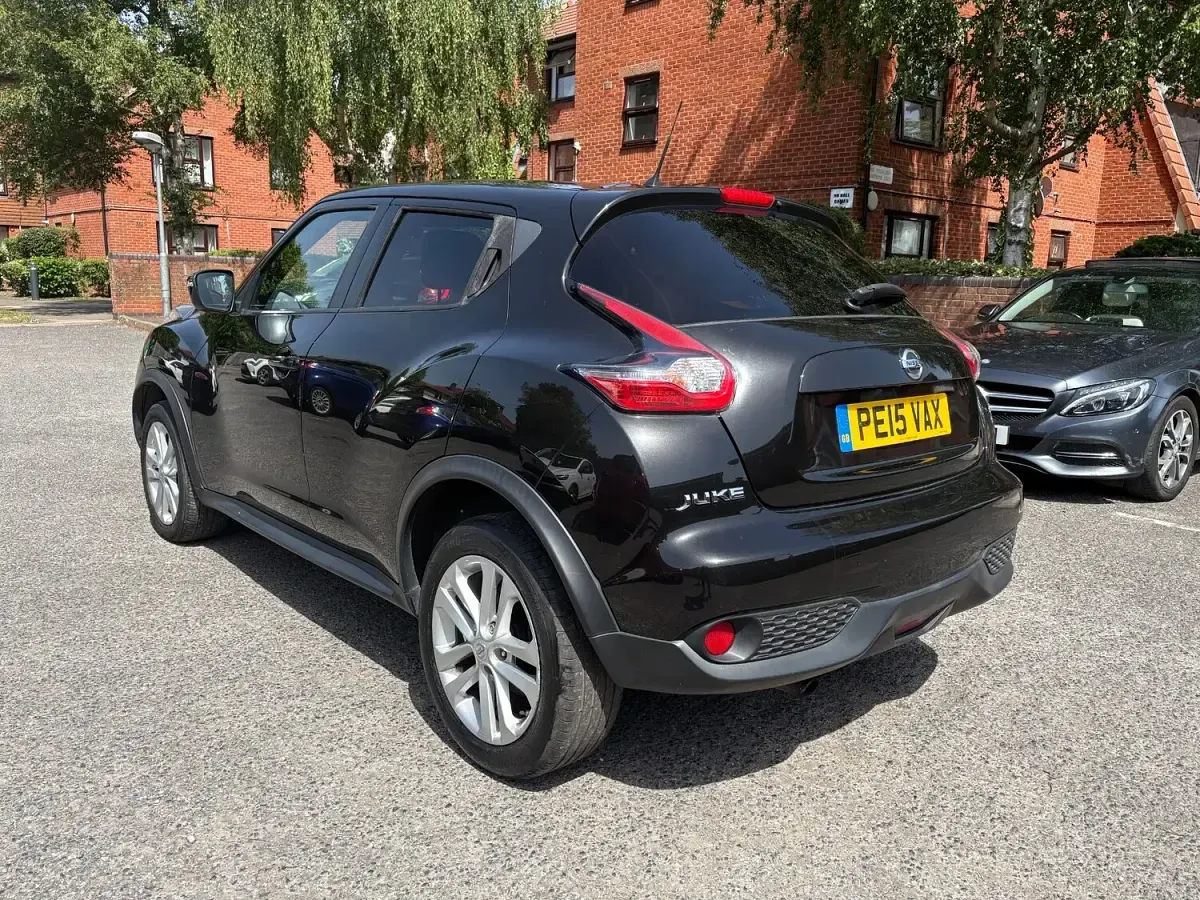 Used Nissan Juke Acenta Premium 115 HP (84 kW) 2015 Black SUV
