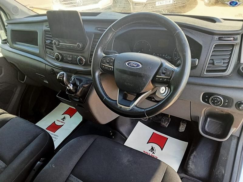 Usado Ford Transit Trend 130 HP (95 kW) 2021 Branco Van