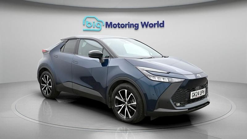 Used Toyota C-HR Design 138 HP (101 kW) 2024 SUV