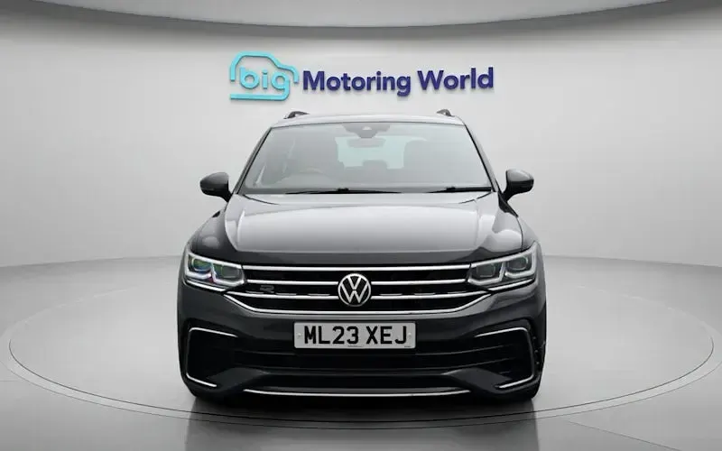 Used VW Tiguan R-line 150 HP (110 kW) 2023 Grey SUV