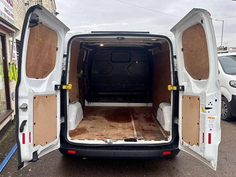 Used Ford Transit Custom 105 HP (77 kW) 2019 White Van
