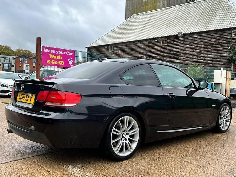 Używany BMW 320 M Sport 2010 Czarny Coupe