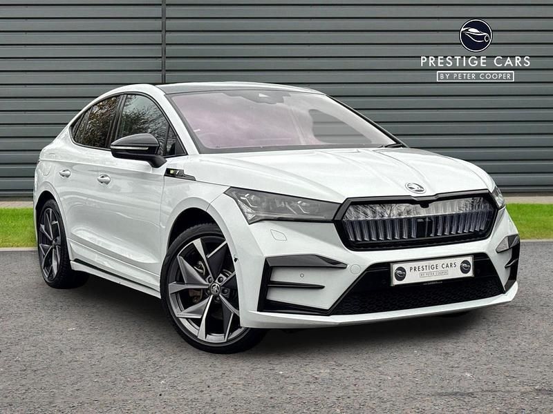 White Used 2022 Skoda Enyaq iV vRS SUV | £27,891 (Fair price) - Image 1/4
