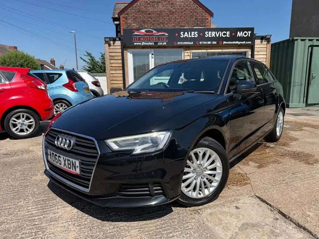 Used Audi A3 Sportback Design 110 HP (80 kW) 2016 Black Hatchback
