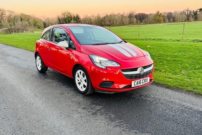 Used Vauxhall Corsa 75 HP (55 kW) 2016 Red Hatchback
