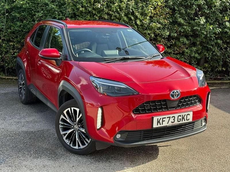Red Used 2024 Toyota Yaris Hybrid SUV | £25,299 (A bit pricey) - Image 1/3