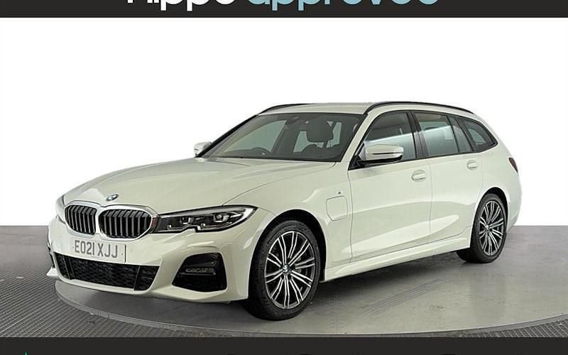 White Used 2021 BMW 330e M Sport Estate | £17,970 (Super price) - Image 1/4