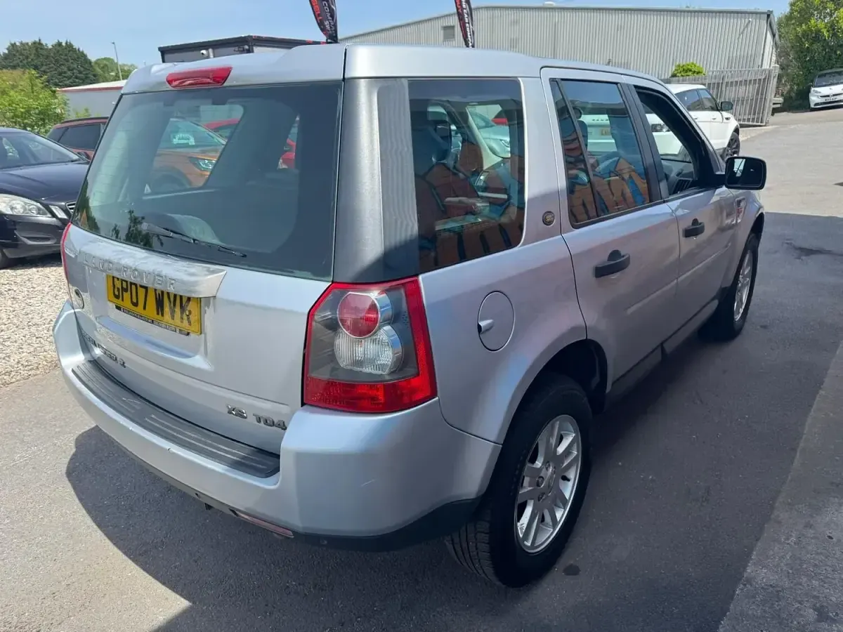Used Land Rover Freelander 2 160 HP (117 kW) 2007 Silver SUV