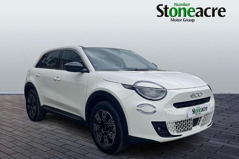 Blue New 2025 Fiat 600 SUV | £18,890 - Image 1/1