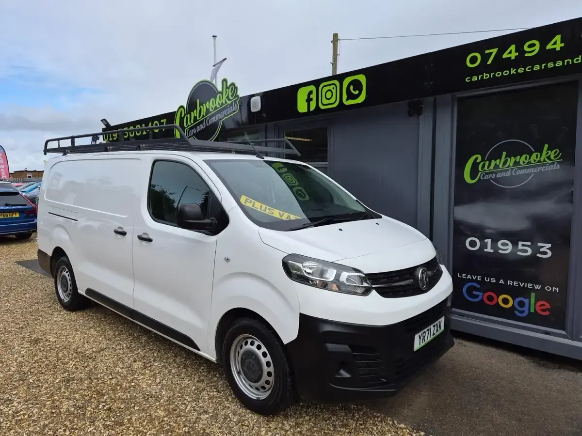 Gebraucht Vauxhall Vivaro Edition 120 PS (88 kW) 2021 Weiß Van / Kleinbus