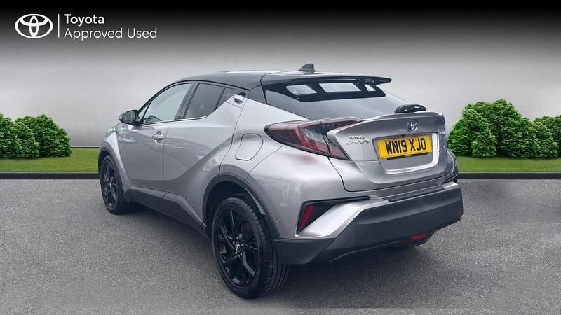 Used Toyota C-HR 122 HP (89 kW) 2019 Metal stream SUV