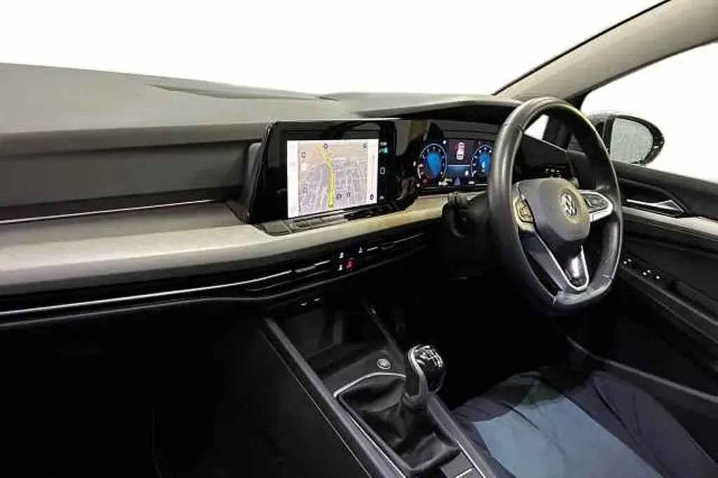Used VW Golf VIII 130 HP (95 kW) 2022