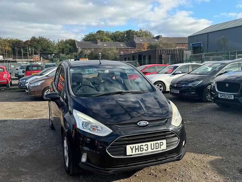 Black Used 2013 Ford B-MAX Zetec MPV | £3,490 (Good price) - Image 1/4