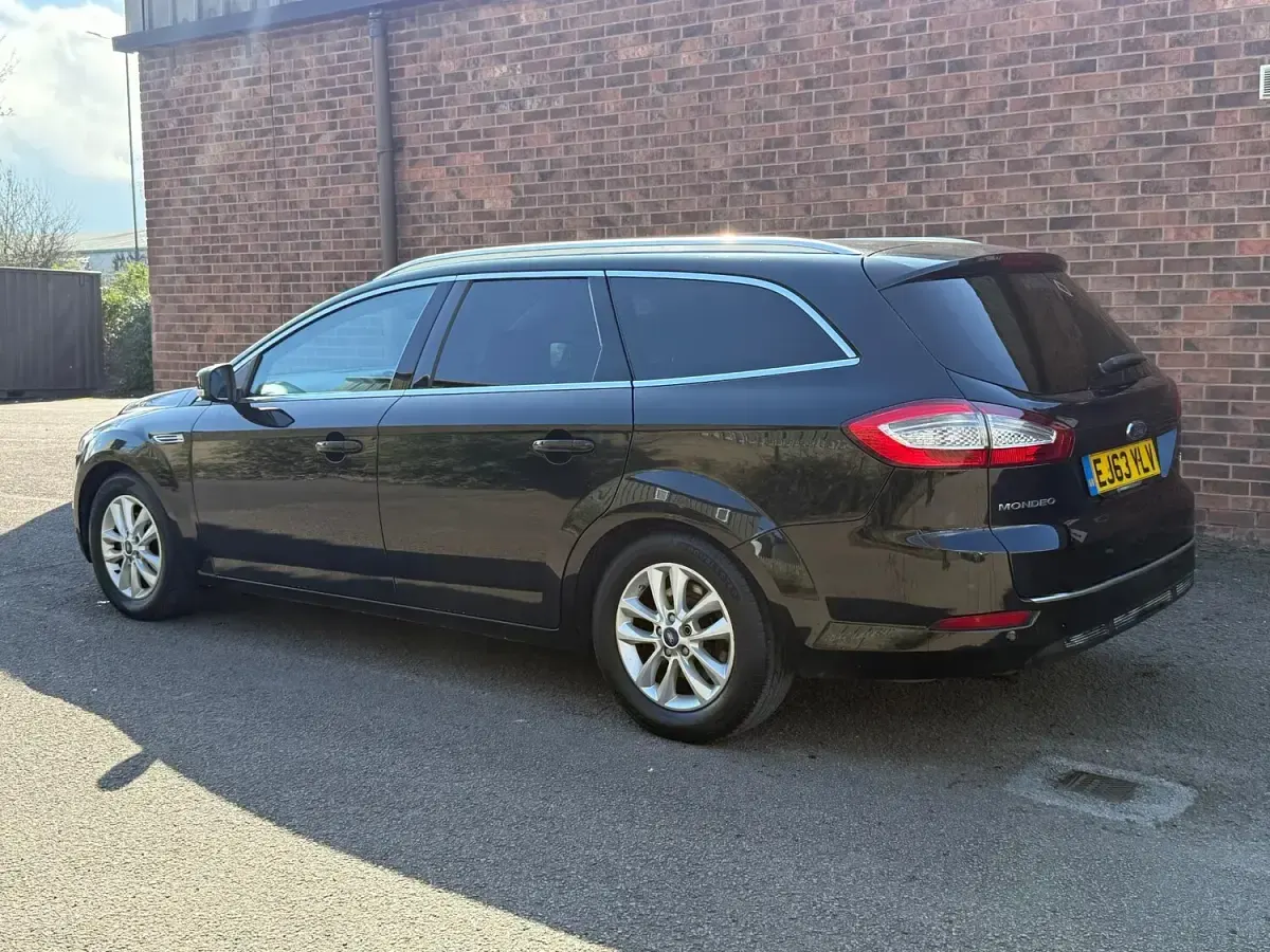 Used Ford Mondeo Business Edition 115 HP (84 kW) 2013 Black Estate