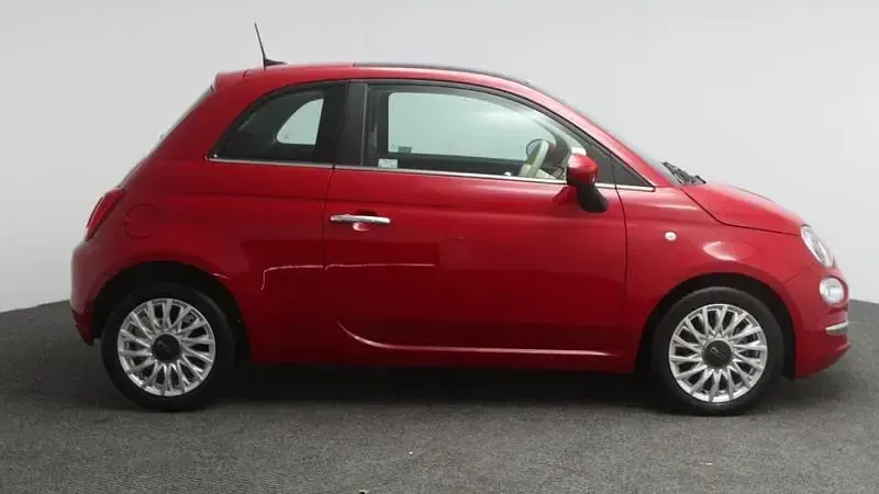 Used Fiat 500 70 HP (51 kW) 2023 Red Hatchback