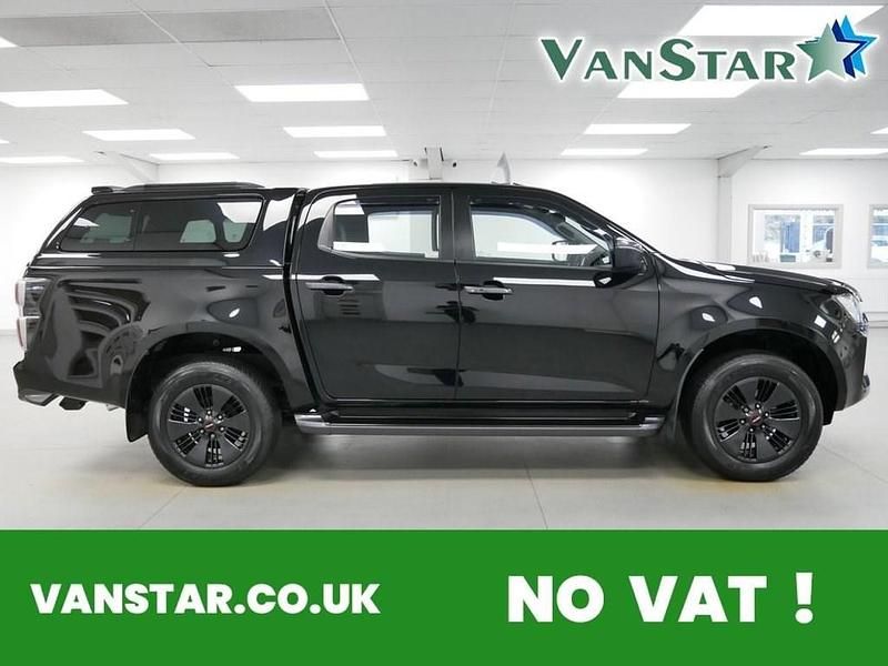Black Used 2022 Isuzu D-Max Pickup | £34,989 (Expensive) - Image 1/4