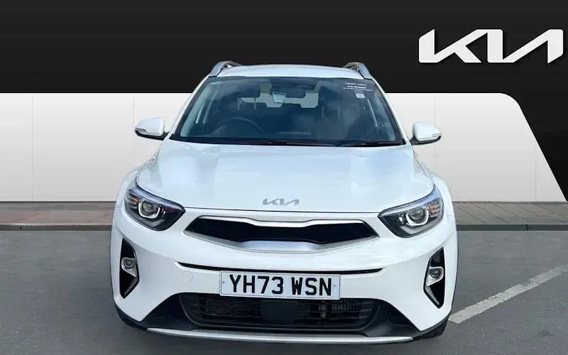 Used Kia Stonic 101 HP (74 kW) 2023 White SUV
