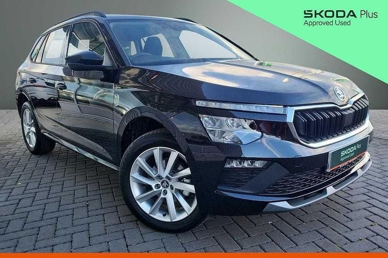 New Skoda Kamiq SE 70 HP (51 kW) 2025 Black magic pearl effect SUV
