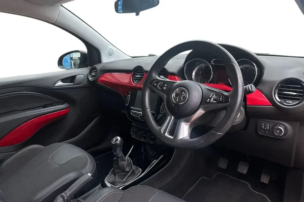 Second-hand Vauxhall Adam 70 CP (51 kW) 2019 Roșu Hatchback
