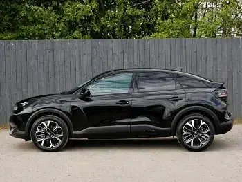 New Citroën C4 131 HP (96 kW) 2026 Black SUV