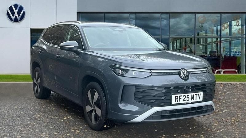 Grey Used 2025 VW Touran Match MPV | £37,217 - Image 1/4