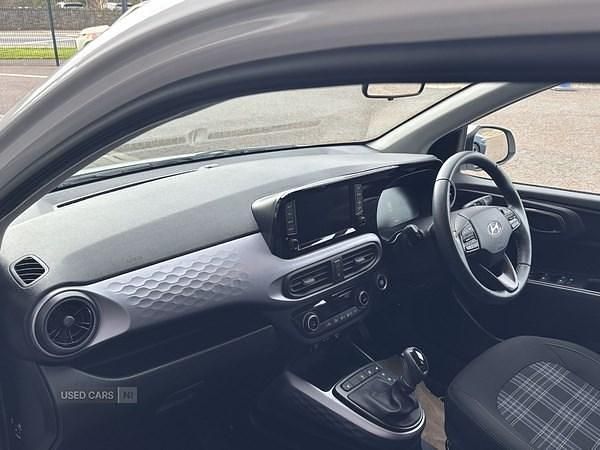 Used Hyundai i10 Premium 2025 White Hatchback