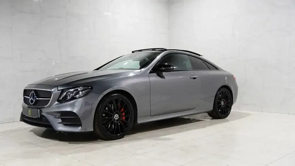 Usado Mercedes E450 AMG line 2019 Cinzento Coupé