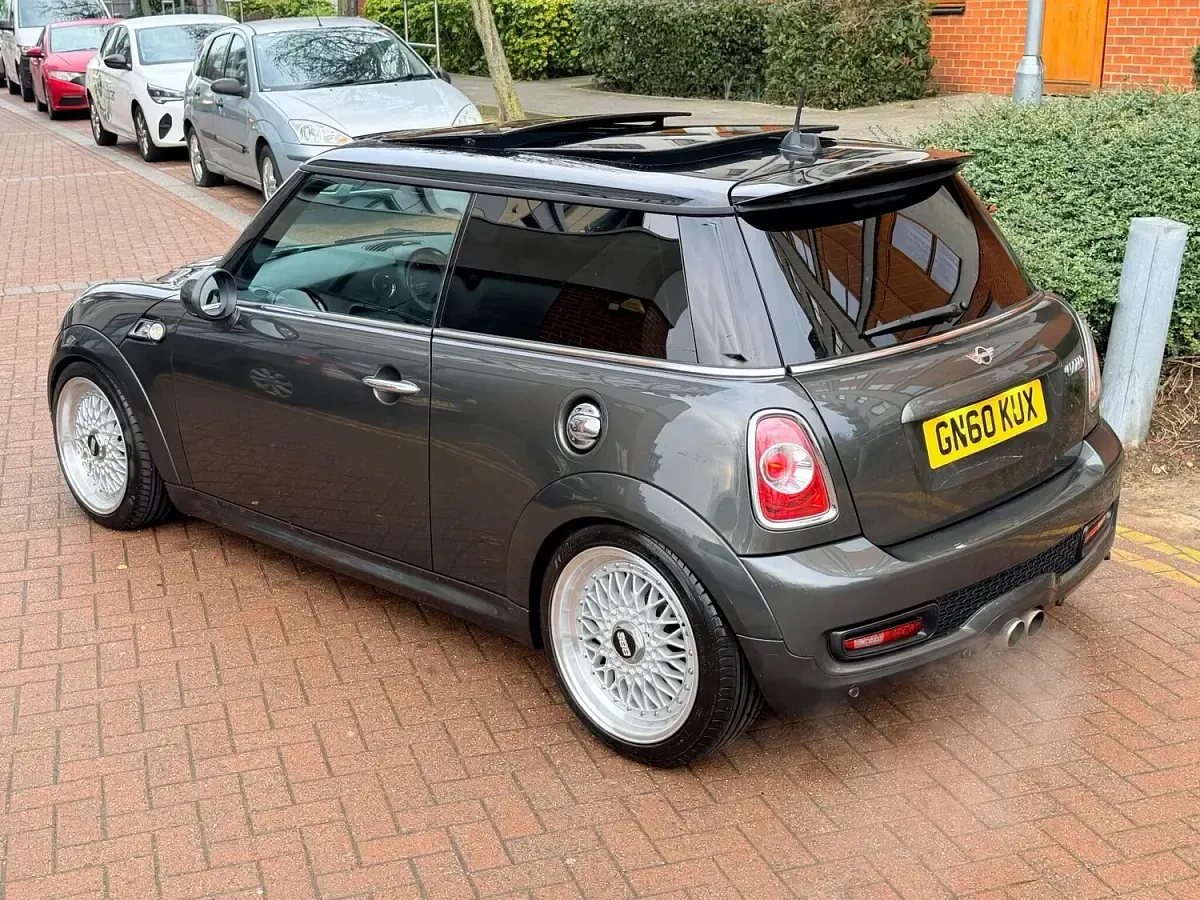 Used Mini Cooper S Hatch 184 HP (135 kW) 2010 Grey Hatchback