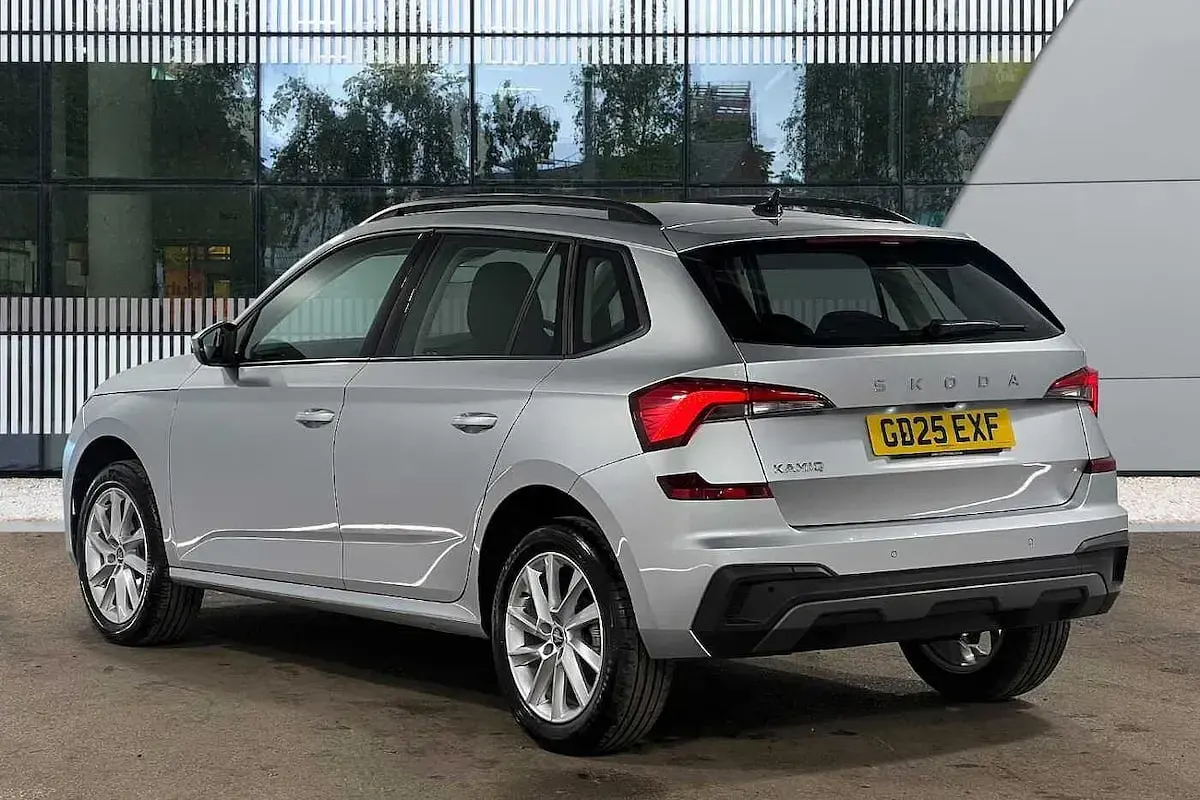 Used Skoda Kamiq SE 85 HP (62 kW) 2025 Brilliant silver metallic SUV